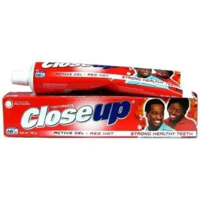 Dentifrice Close Up 140 g — Carton de 50 tubes